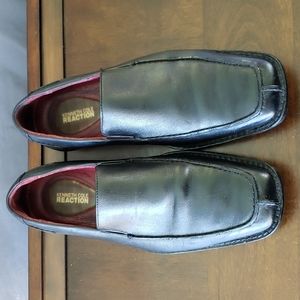 Kenneth Cole Reaction black loafers